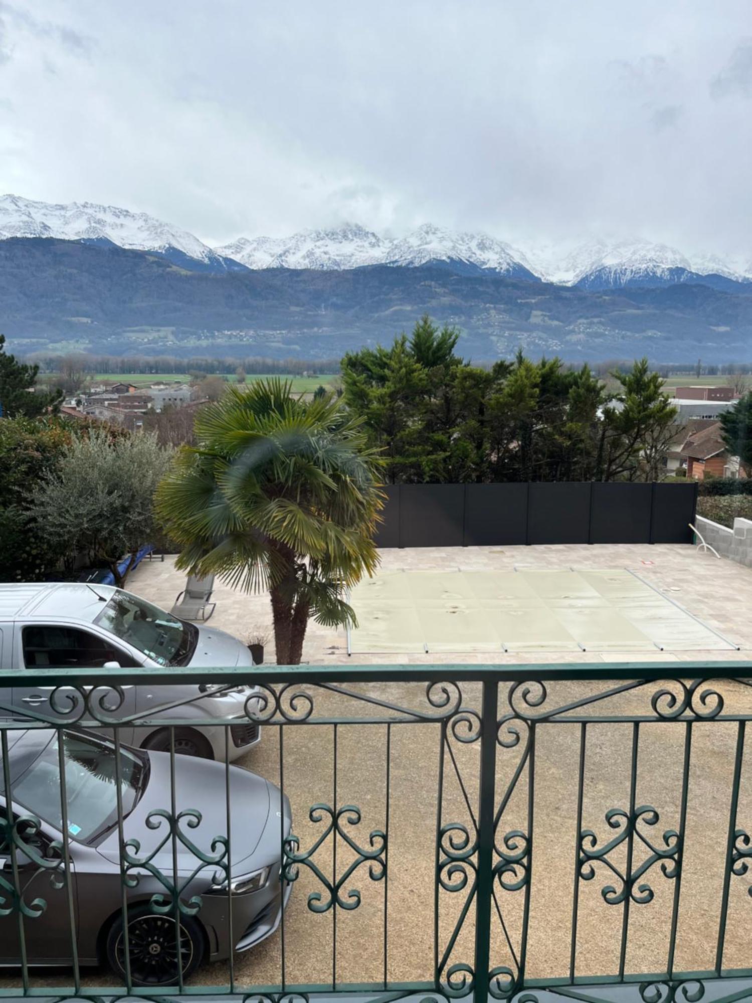 Logement Icare 5Km De Crolles, Soitec , St Lumbin Esterno foto