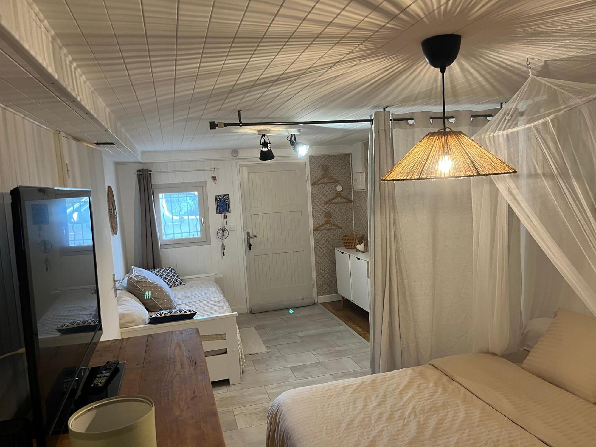 Logement Icare 5Km De Crolles, Soitec , St Lumbin Esterno foto